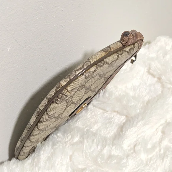 Gucci Beige and Brown Patterned Crossbody Bag - Picture 4 of 10